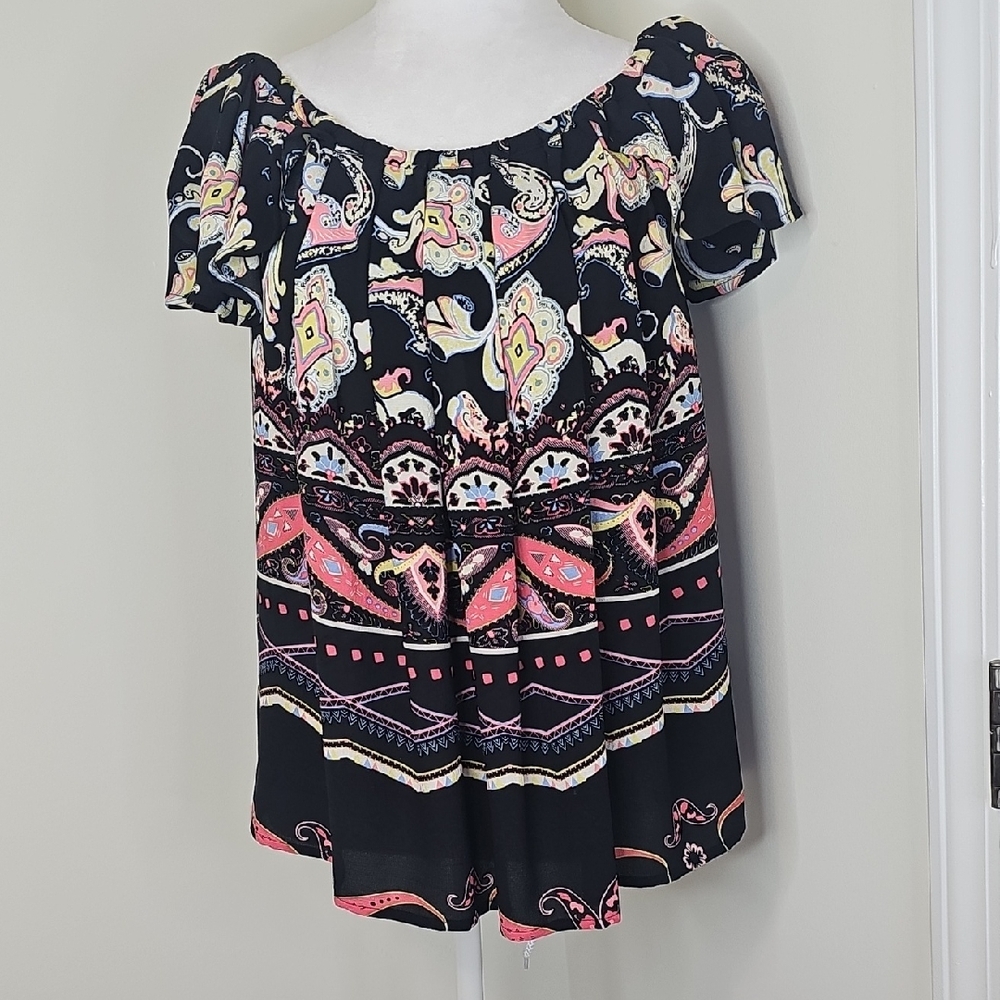 Joy Joy Black and‎ Pink Paisley Blouse